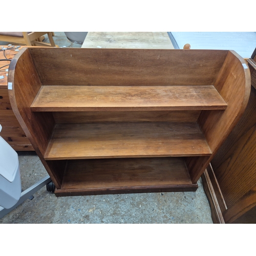 435 - Mid century style 3 shelf bookcase