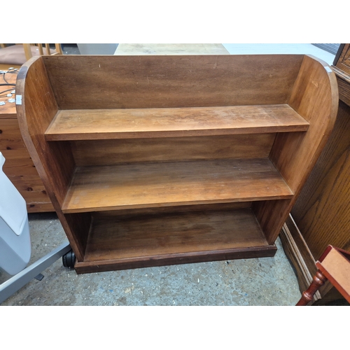 435 - Mid century style 3 shelf bookcase