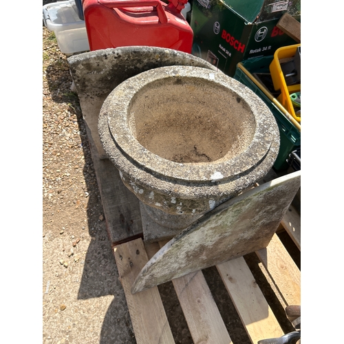 393 - A classical shaped reconstituted stone planter and 2 pieces of marble