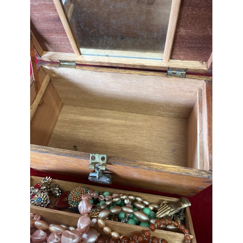 17 - Old wooden jewellery box with a selection of beautiful vintage jewellery
