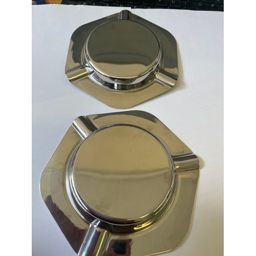 59 - 2 vintage new stainless steel ashtray with 24ct gold decoration untested