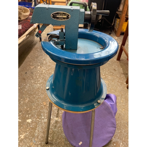 Lot 251       