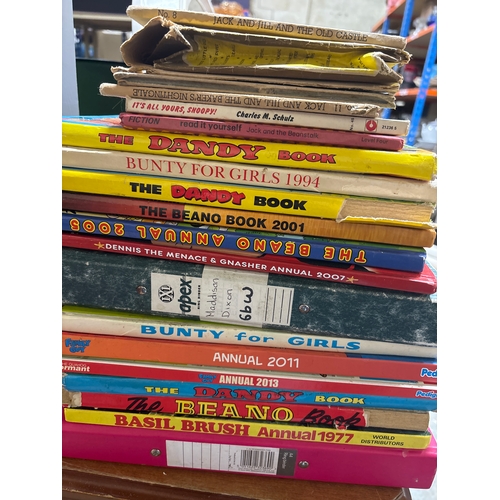 Stack of vintage Annuals & Children’s books