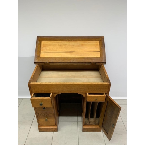 53 - Vintage oak desk 90 cm high 81cm wide