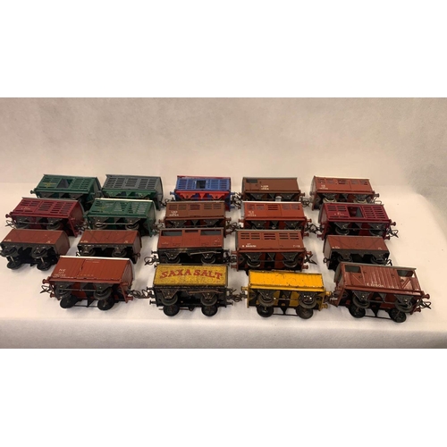 151 - 19 x Hornby & Meccano 0 Gauge metal & tin plate rolling sotck, cement, salt livestock, Freight Guard... 