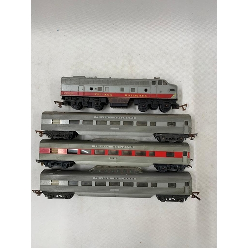 324 - 00 gauge plastic TRIANG Railways set 1959 
 Condition 5 
  
 582