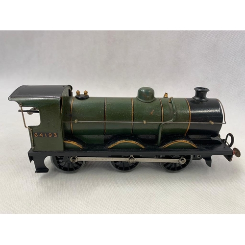 423 - LIMA 0 Gauge clockwork engines A F4 Fowler 0-6-0, maybe Ex LMS in green 
 Condition 2 
 743