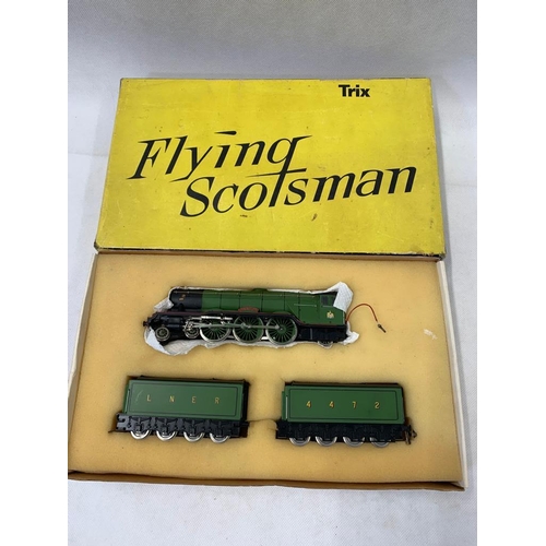 171 - TRIX Flying Scotsman 4-6-2 twin tender 
 Condition 1