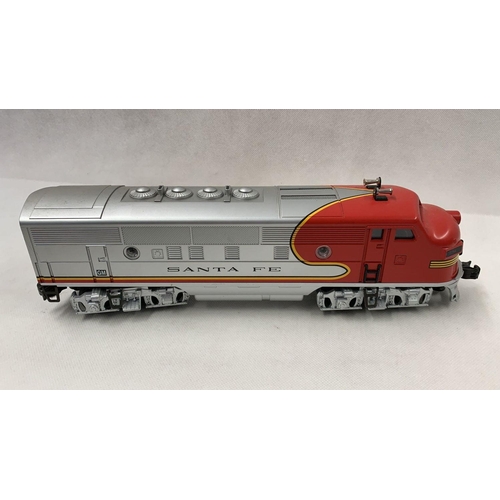 260 - 0 Gauge Willaims by Bachmann electric engine bo bo (X), for 3 rail layout, red & silver Santa Fe liv... 