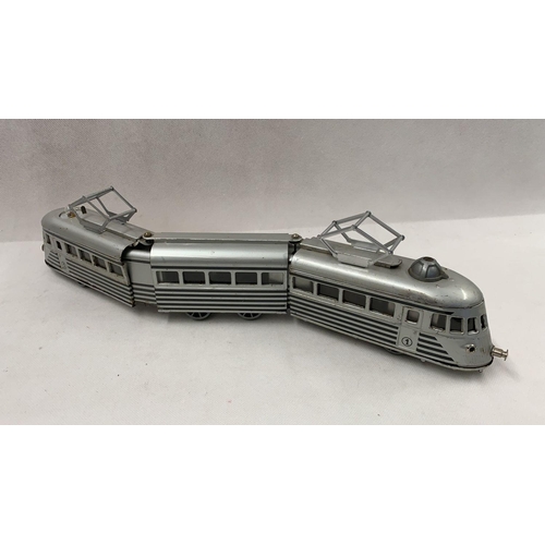 278 - Joustra 0 Gauge 3 part electric streamlined Railcar set, battery operated 
 Condition 4 
  
 851