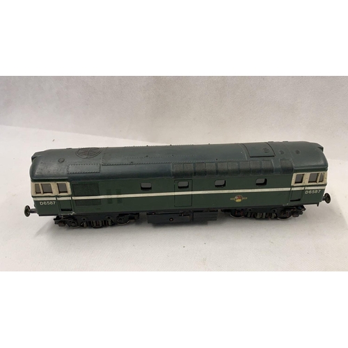 280 - LIMA 0 Gauge class 33 BR Green, Weathered 
 Condition 3 
  
 853