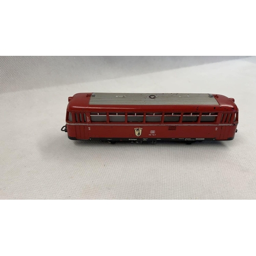 370 - 00 Gauge 3 rail Marklin 3016 Railbus PC 
 Condition 5 
  
 808