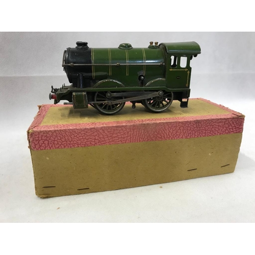 412 - Hornby 0 Gauge clockwork 4 wheel loco in BR green, not numbered, 2 control rods, in repair service, ... 