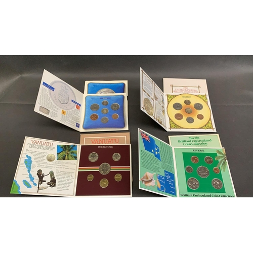 124 - 4 sleeves of Brilliant uncirculated 20th century coins 
  
 
 1985 Tuvalu, coin collection 
 1983 Va... 