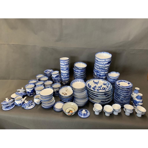 54 - A large quantity of 20th century Chinese pottery