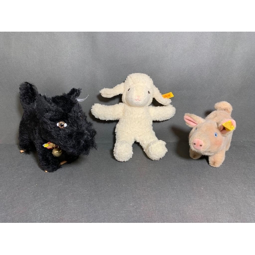 15 - A steiff Scottie dog, lamb and pig 