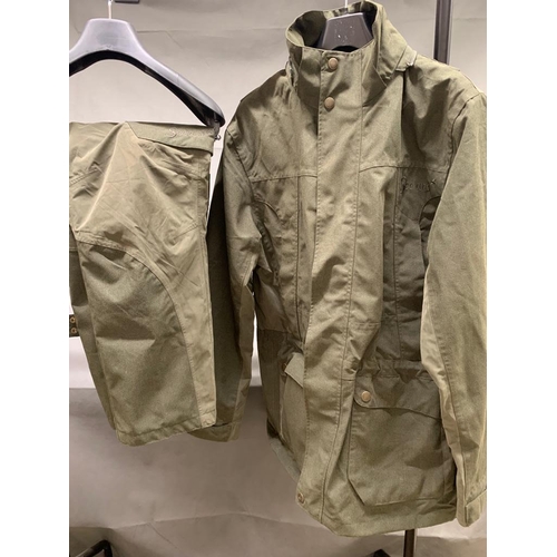 148 - Seeland fishing weather gear jacket (40'') and trousers in VCG but no hood