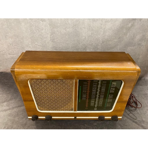 58 - A large 1950s Ferguson radio £20-£30