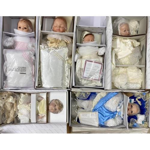 88 - 6 x Franklin Mint royal dolls.  
  
 2 x Charlotte 2 x George 1 x Elizabeth and a Diana