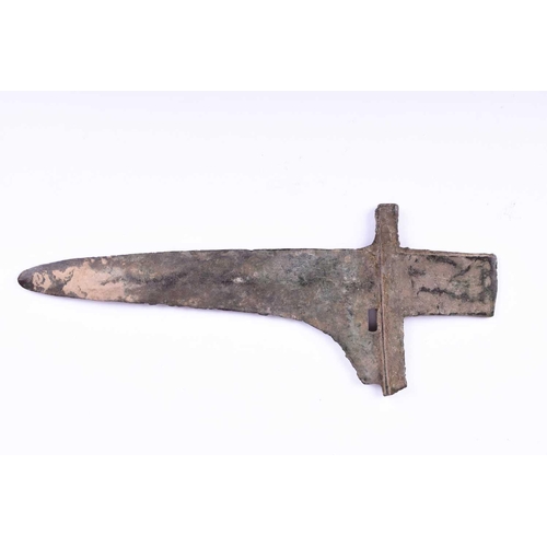 212 - A Chinese cast bronze Ge, Warring States, the tapering blade with subtle median ridge, the ricasso w... 