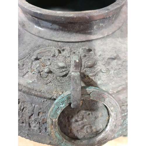 253 - A Chinese bronze Xian, Han Dynasty, 中国，青铜甗一件，汉代 the upper section with a fixed dished plate, the int... 