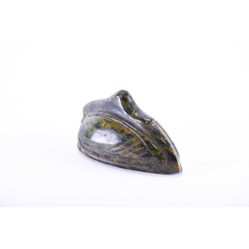 363 - A carved green marble duck, carved with its head looking backwards, 7.4cm