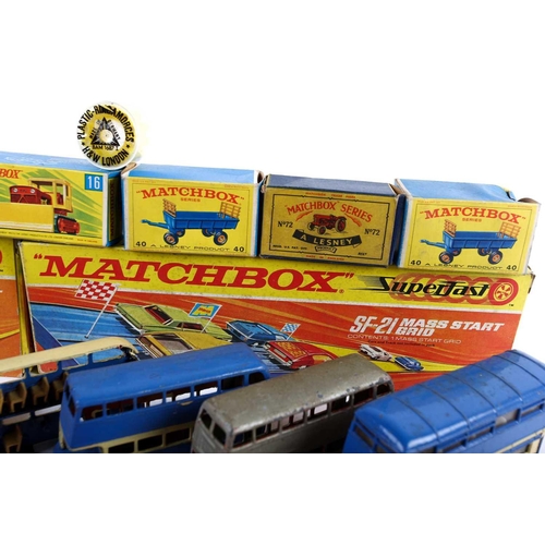 372 - Six boxed Matchbox Lesney Series vehicles, numbered 37, 40 (x2), 54, 66 and 72, together with a late... 