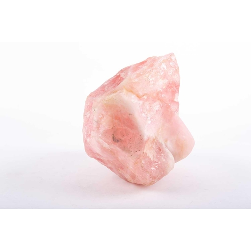 417 - † Sven Berlin (1911-1999) British, a carved pink quartz sculpture, depicting a female head, 18 cm hi... 