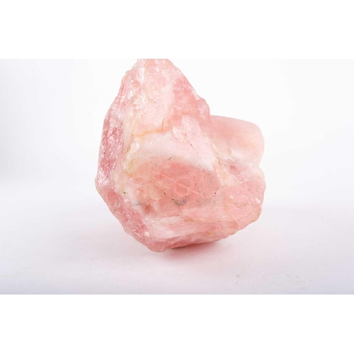 417 - † Sven Berlin (1911-1999) British, a carved pink quartz sculpture, depicting a female head, 18 cm hi... 