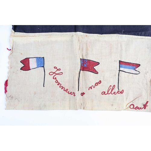 441 - A small collection of WW I ephemera, comprising a French embroidery of allies flags, a small 'Vive L... 