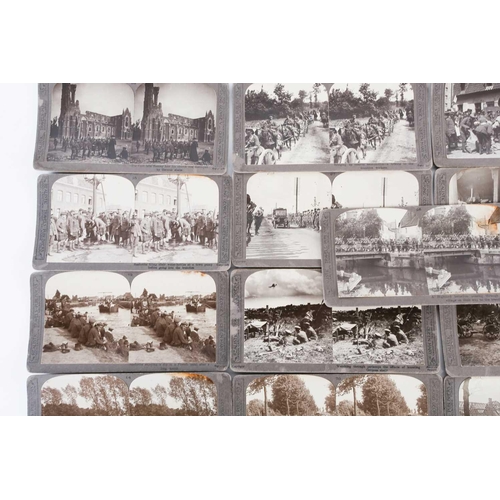 442 - A collection of 30 WWI interest stereoscopic cards, produced by Realistic Travels Publishers, to inc... 