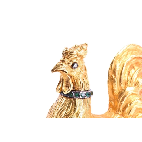 526 - An unusual novelty yellow metal and gemstone set snuff bottle in the form of a cockerel, with carved... 