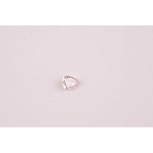 11 - § A loose mixed pear-cut diamond, approximately 0.19 carats, light pink colour, approximate clarity ... 