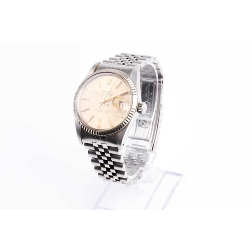 454 - A 1980 Rolex Oyster Perpetual DateJust ref. 16014 stainless steel automatic wristwatch, the champagn... 