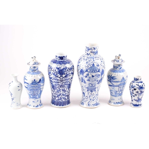 142 - A group of Chinese blue & white porcelain vases, 18th & 19th century, comprising an 18th century min... 