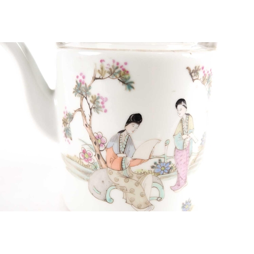 143 - A Chinese Famille rose porcelain teapot and cover of plain cylindrical form. Late Qing dynasty proba... 