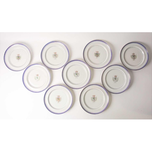 149 - A set of nine Chinese export American armorial dinner plates, created in the late 18th century as pa... 