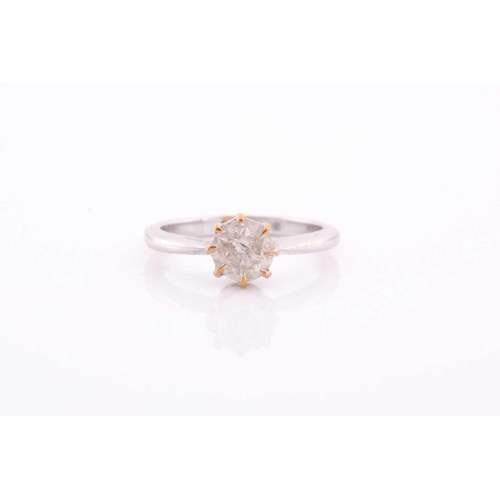 302 - An 18ct white gold and solitaire diamond ring, set with a round-cut diamond of approximately 0.80 ca... 