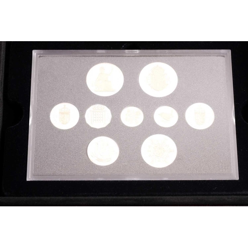 318 - Eight boxed sets of commemorative coins, comprising: 'Squadrons of the Royal Air Force' four-coin se... 