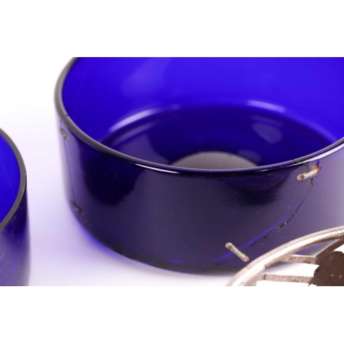 353 - A set of four late 18th century/ early 19th century Irish wine coasters; with Hibernia mark and Dubl... 