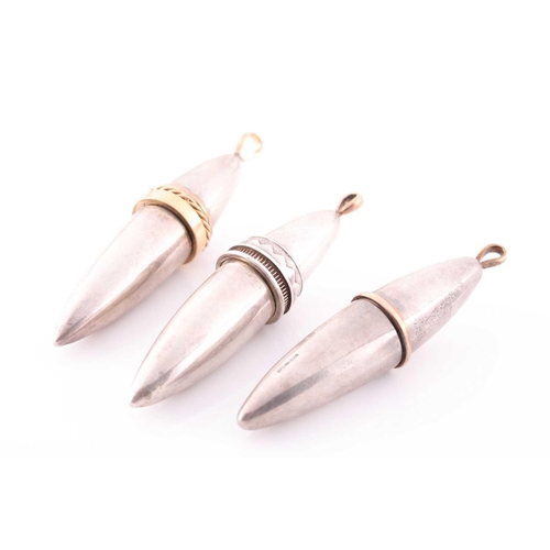 83 - A silver gilt torpedo-shaped pendant, unscrewing to reveal empty interior, rope-twist decoration to ... 