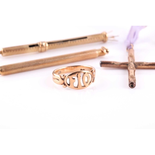 177 - A group of gentleman's jewellery items, including a pair of 14ct yellow gold and smoky quartz cuffli... 