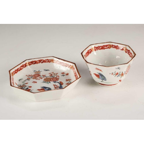 130 - A Japanese kakiemon octagonal tea bowl & saucer, Edo,18th century, painted with quail and insects wi... 