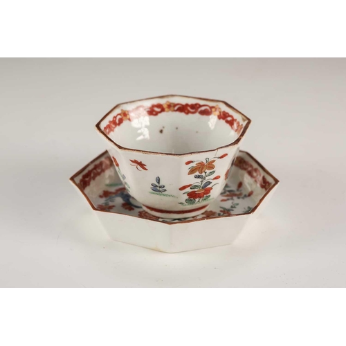 130 - A Japanese kakiemon octagonal tea bowl & saucer, Edo,18th century, painted with quail and insects wi... 