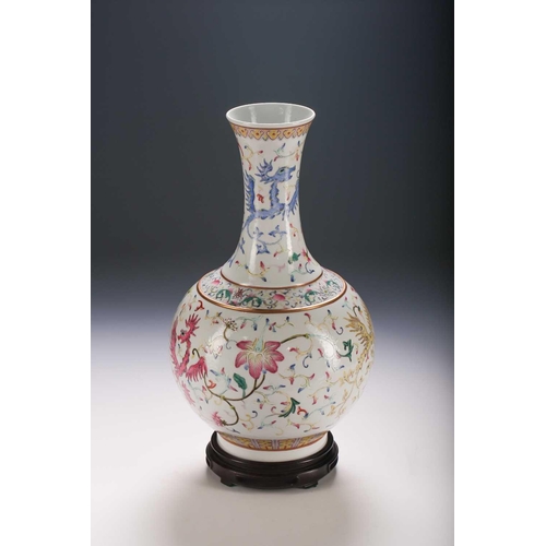 240 - A Chinese Phoenix vase, painted with four archaic Phoenix (Fenghuang) amongst lotus flowers and fron... 