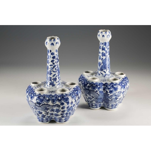 316 - A pair of Chinese blue & white quintal bulb vases, Qing, 19th century, each with artichoke mouth, th... 