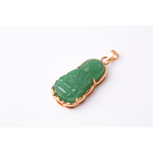 171 - An Eastern 18ct yellow gold and carved jadeite seated Buddha pendant. Marked 18K to the loop suspens... 