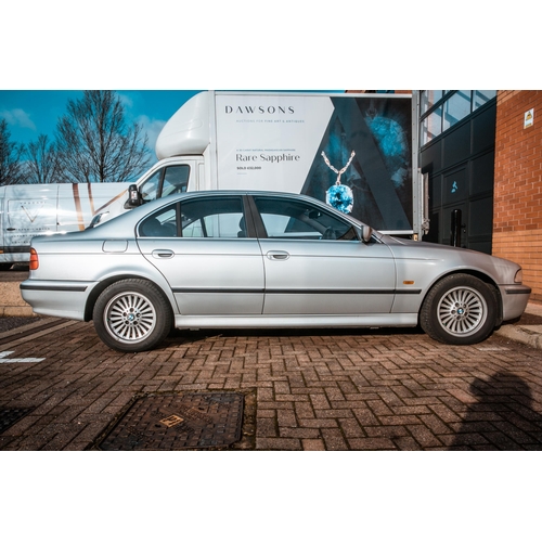 326 - A 1999 BMW 523i SE Auto silver saloon, registration V332 LCP, first registered 01/09/1999, mileage 1... 