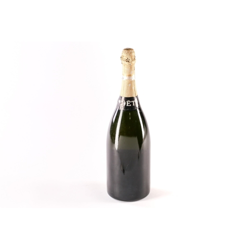 446 - A Magnum bottle of Moet & Chandon Premiere Cuvee.