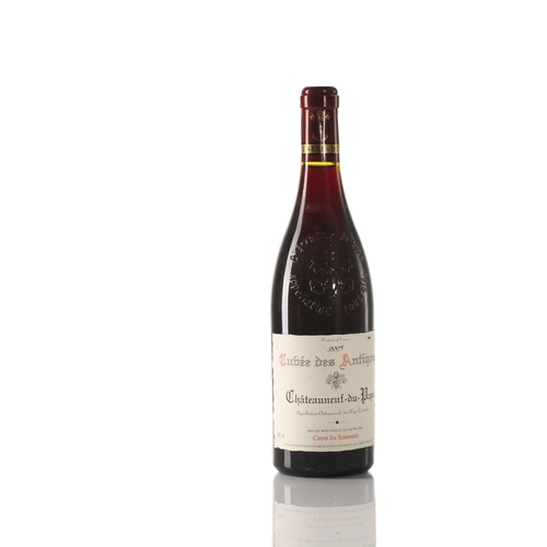 460 - Five bottles of 2005 Chateauneuf du Pape, together with seven further bottles of mixed wine.